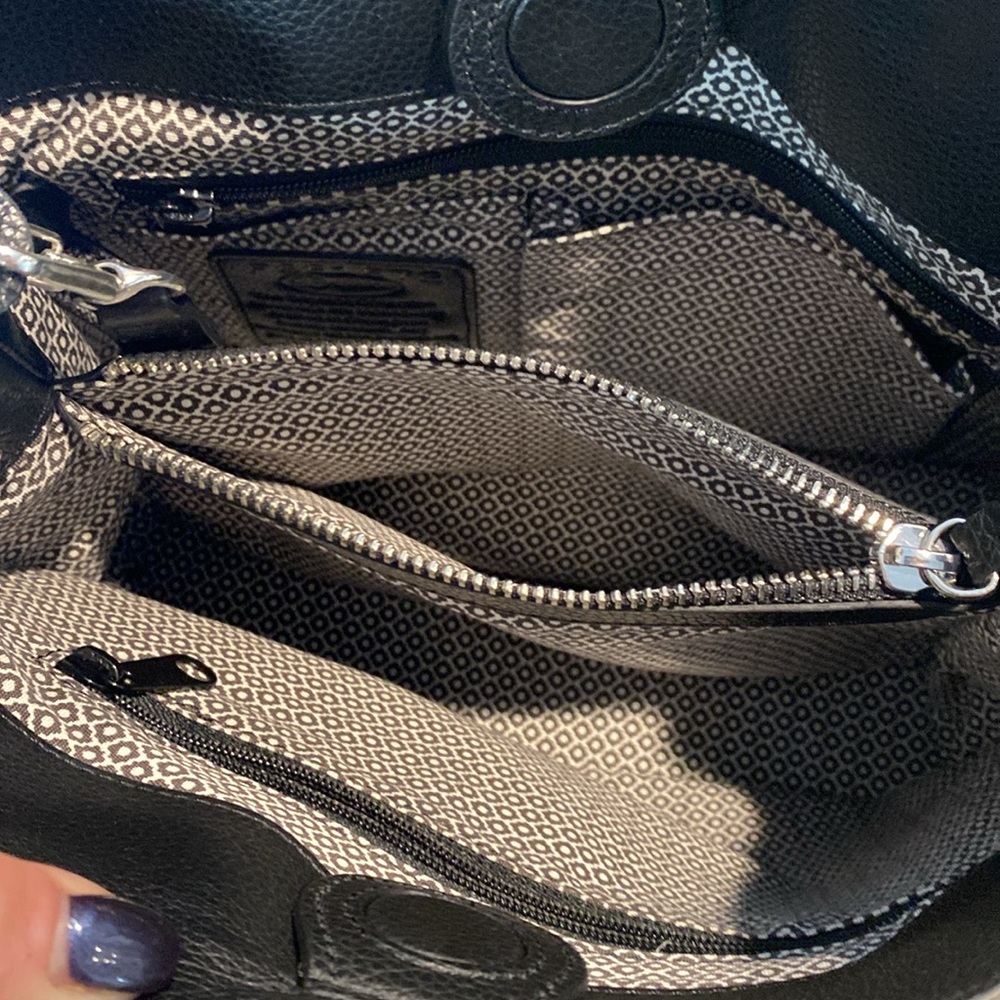Brighton Bag-Robbie Bucket Bag. - Picture 6 of 7